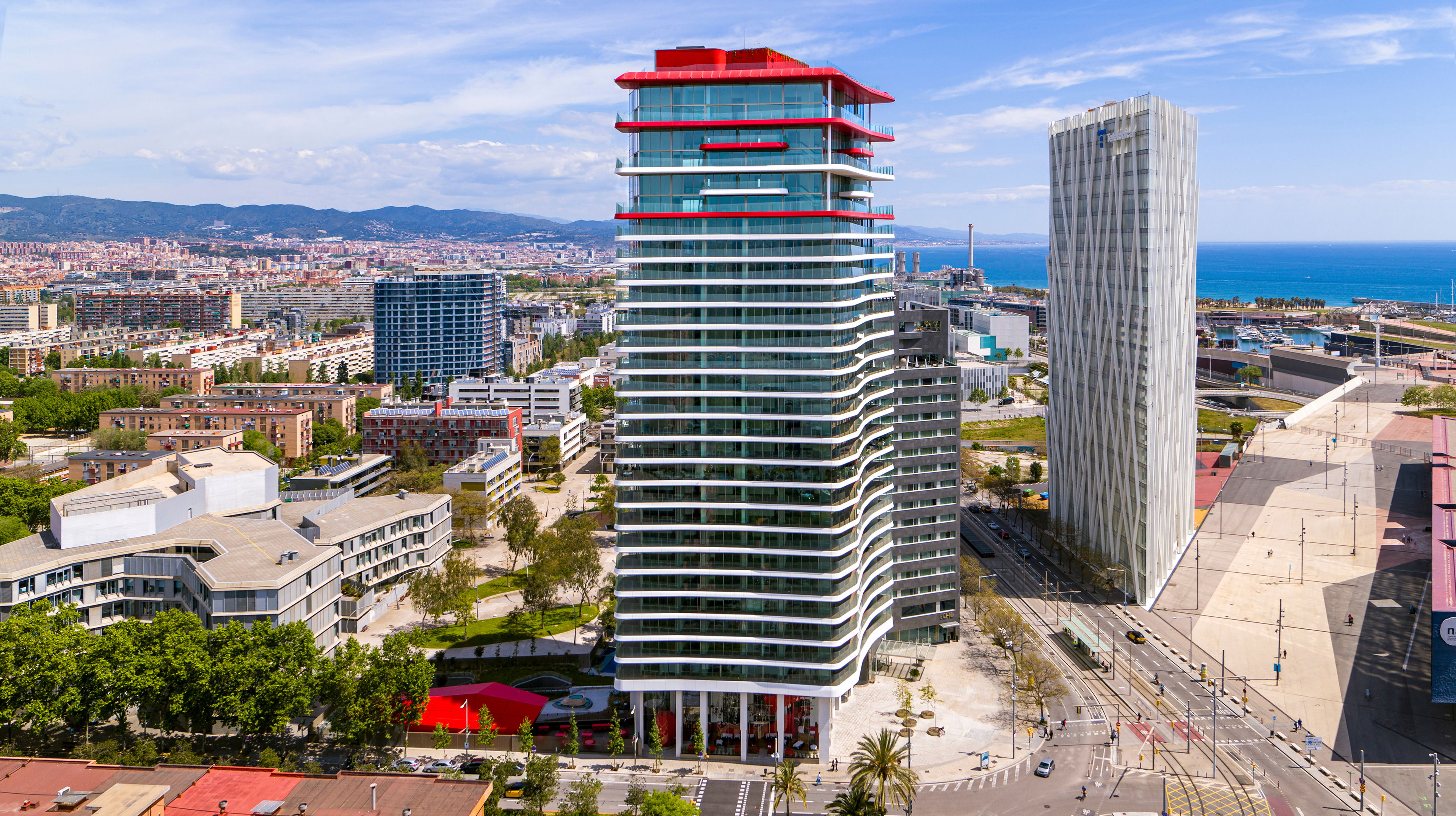 antares-barcelona-building-drone-01